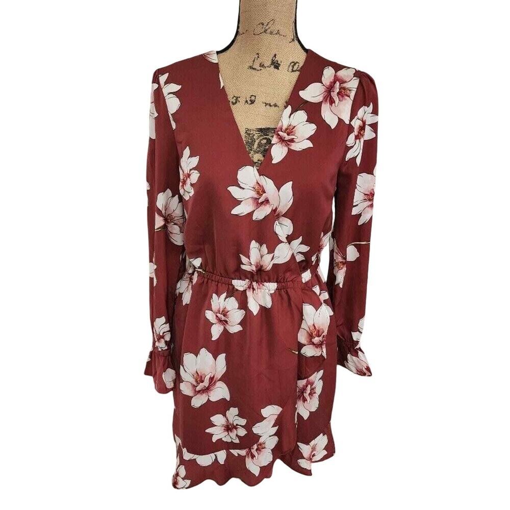 Cupcakes and Cashmere Burgundy Floral Wrap Dress Long Sleeve Ruffle Hem Size S